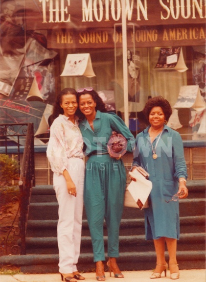 Esther Gordy Edwards